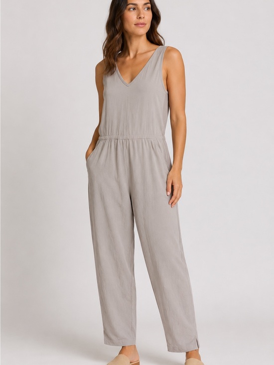 Athleta Pants - Athleta Brooklyn Jumpsuit Womens Size 4 Beige Sleeveless Travel Stretch Pockets